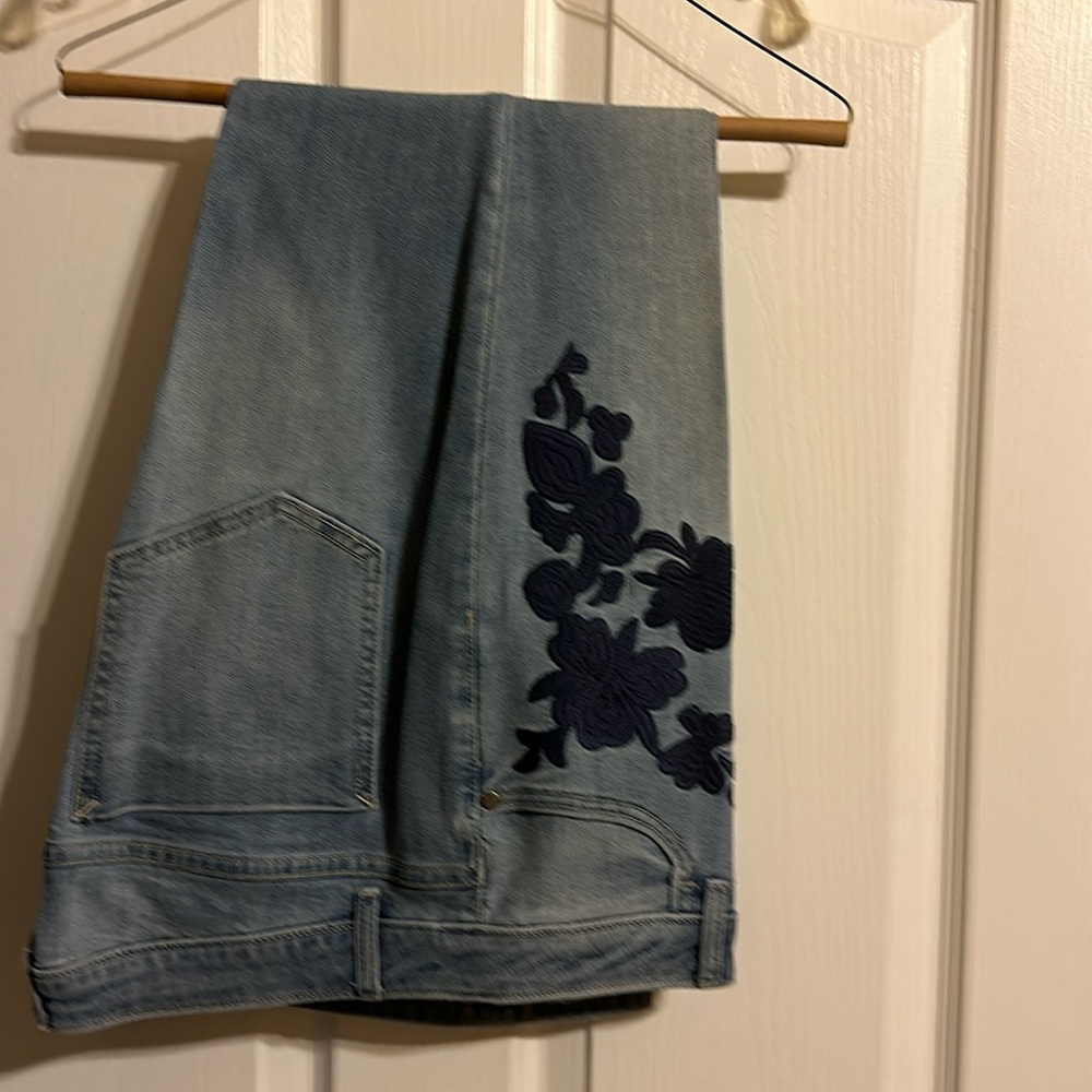Simply Vera - Vera Wang Capri Jeans to ankles